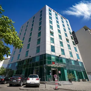 Otel Ch, Bükreş